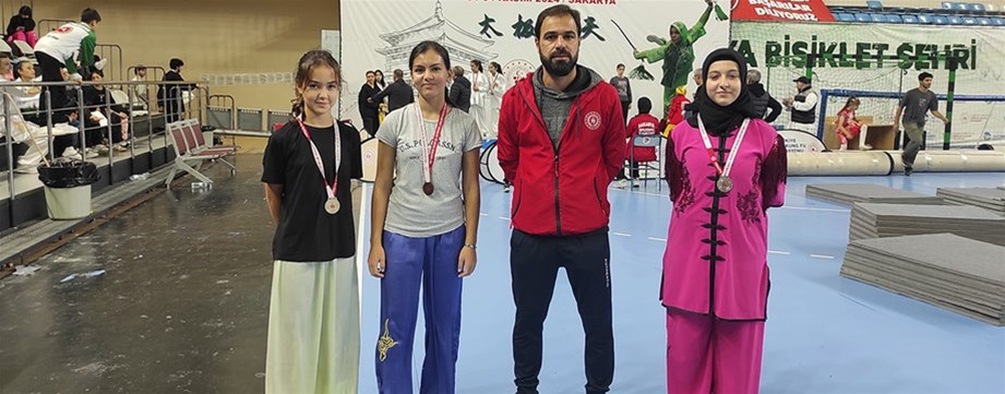 KARAMAN WUSHU KUNG-FU TAKIMI SAKARYA’DAN MADALYALARLA DÖNDÜ