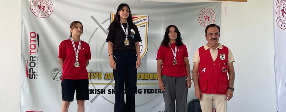 KARAMAN ATICILIK TAKIMI KONYA’DAN MADALYALARLA DÖNDÜ