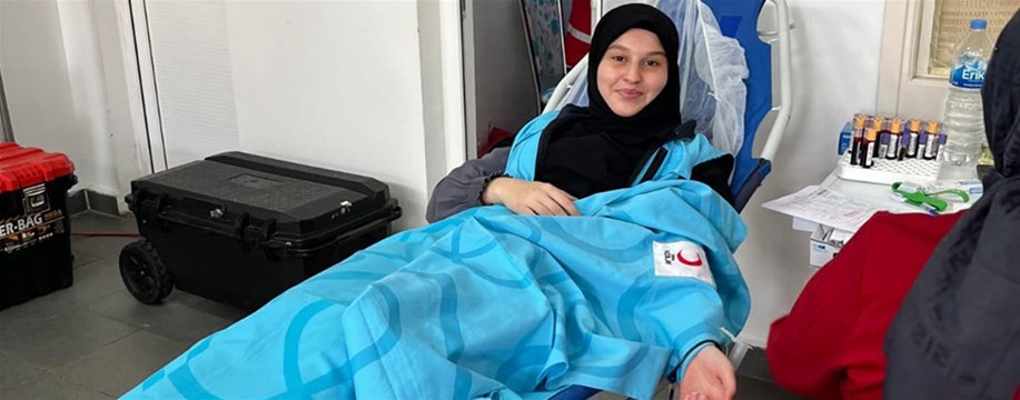 KIZILAY HAFTASINDA GÖNÜLLÜ GENÇLERDEN ANLAMLI DESTEK