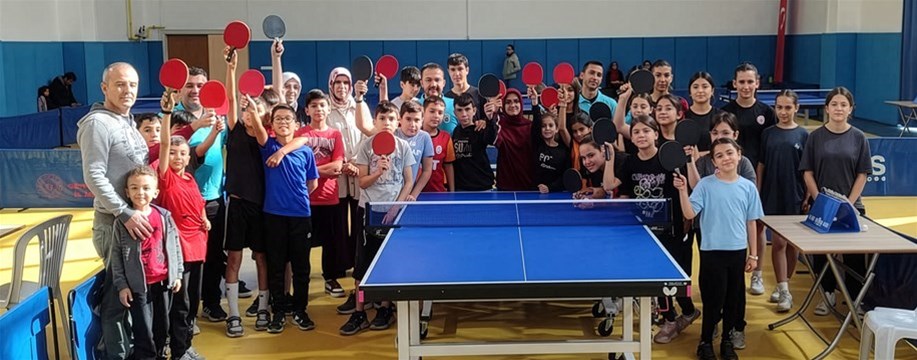 10 KASIM ATATÜRK’Ü ANMA MASA TENİSİ TURNUVASI SONA ERDİ