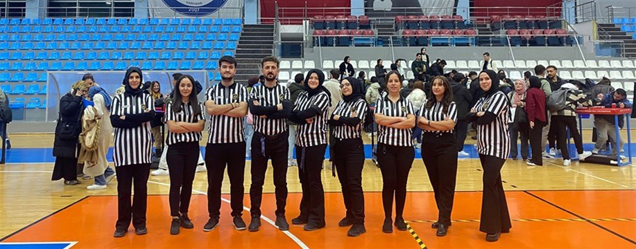 BİLEK GÜREŞİYLE HEMŞİRE RUHU SAHADA