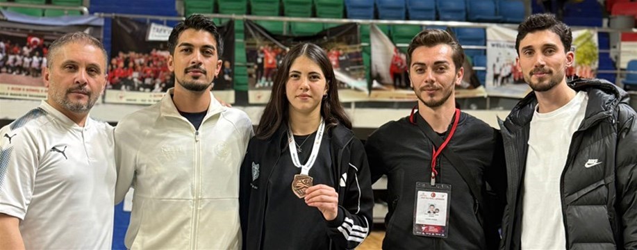 ECRİN ARISOY’DAN TÜRKİYE ÜÇÜNCÜLÜĞÜ