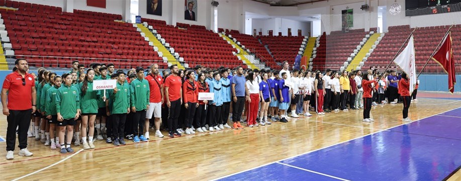 ANALİG HENTBOL HEYECANI KARAMAN’DA BAŞLADI